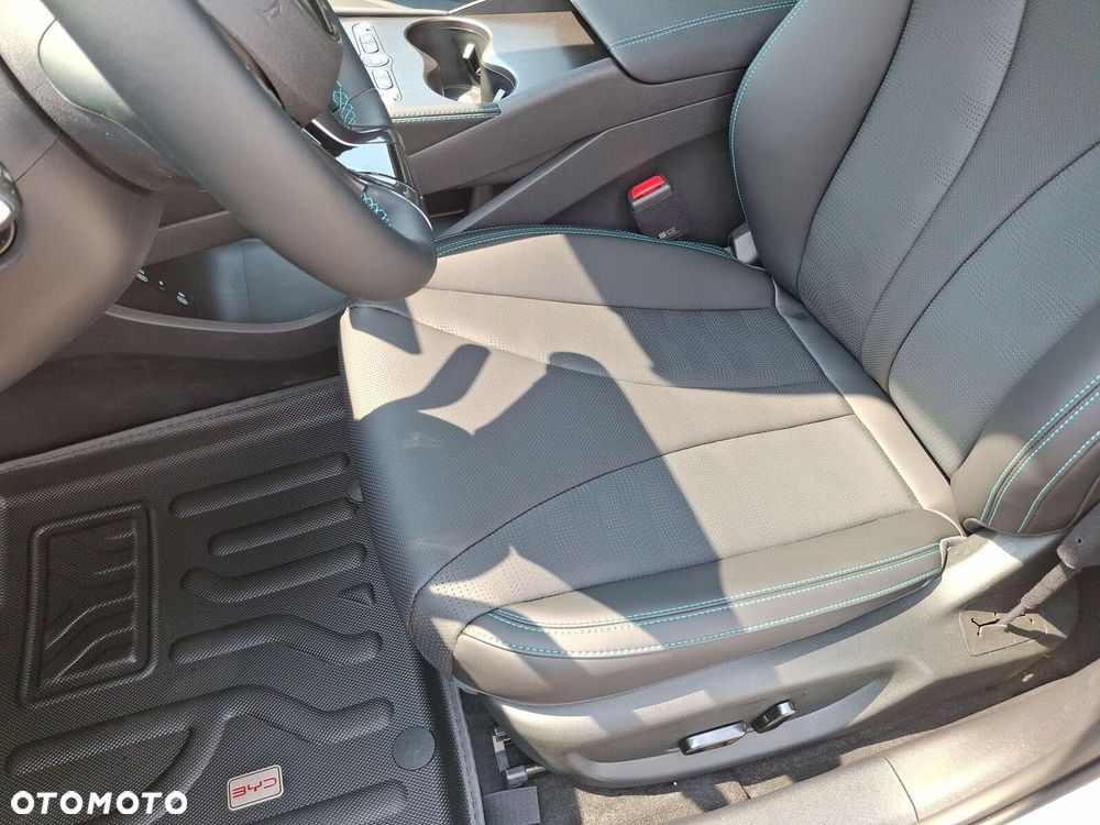 BYD Seal 6 - 14
