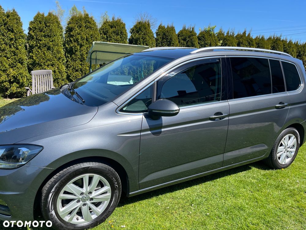 Volkswagen Touran 2.0 TDI SCR DSG Comfortline - 3