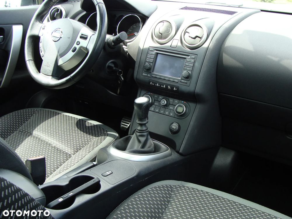 Nissan Qashqai - 15