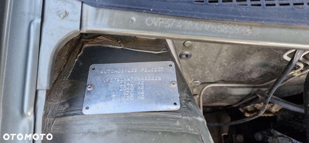 Peugeot 205 1.4 SR - 18