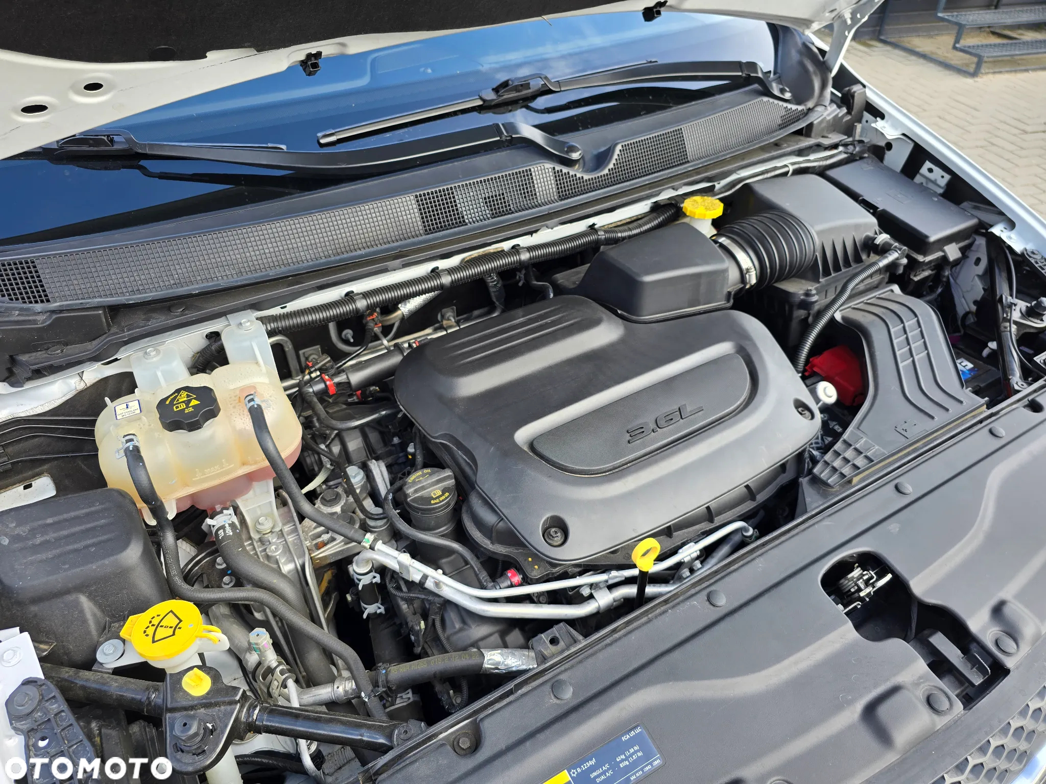 Chrysler Pacifica - 18