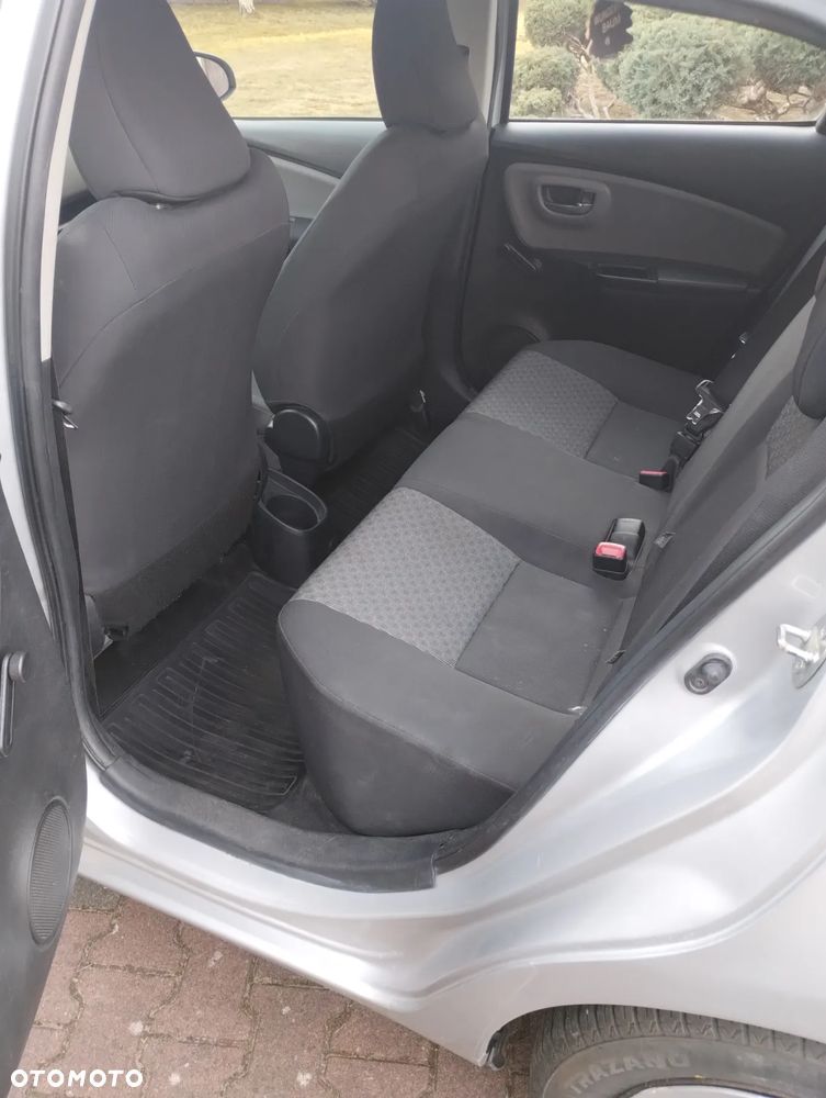 Toyota Yaris - 9