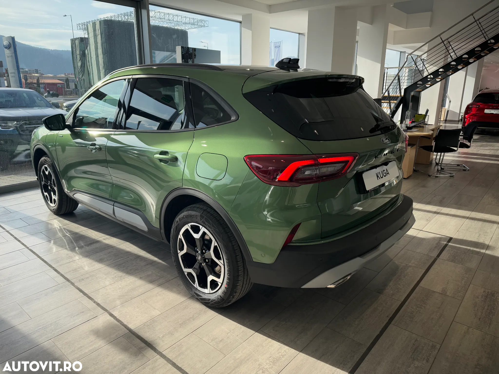 Ford Kuga - 4