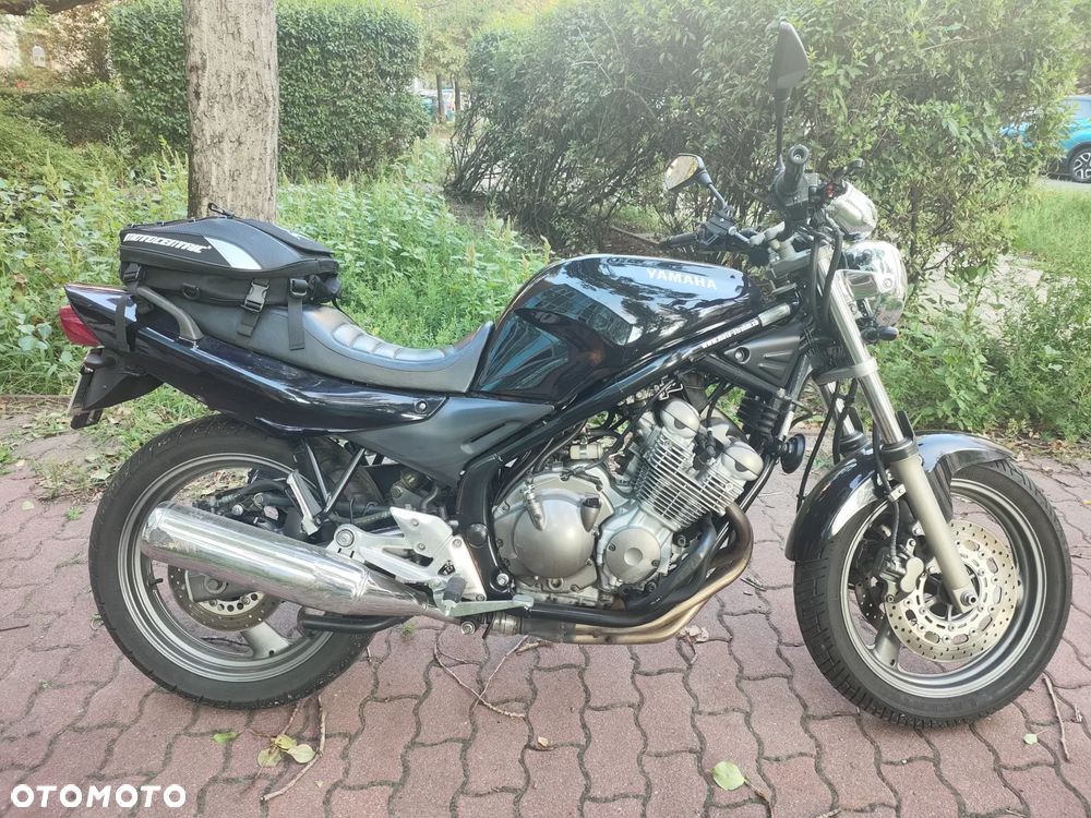 Yamaha XJ - 12