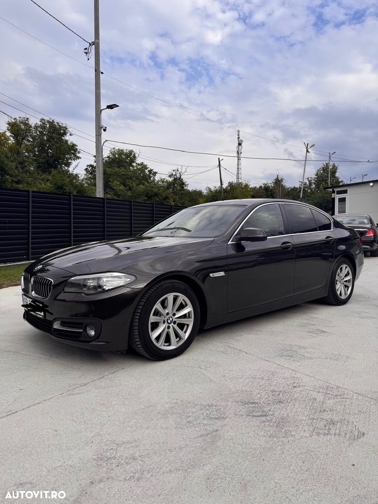 BMW Seria 5 520d xDrive AT - 9