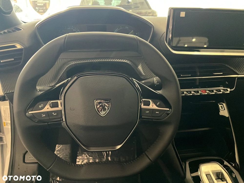 Peugeot 2008 PureTech mHEV Business e-DCS6 - 10