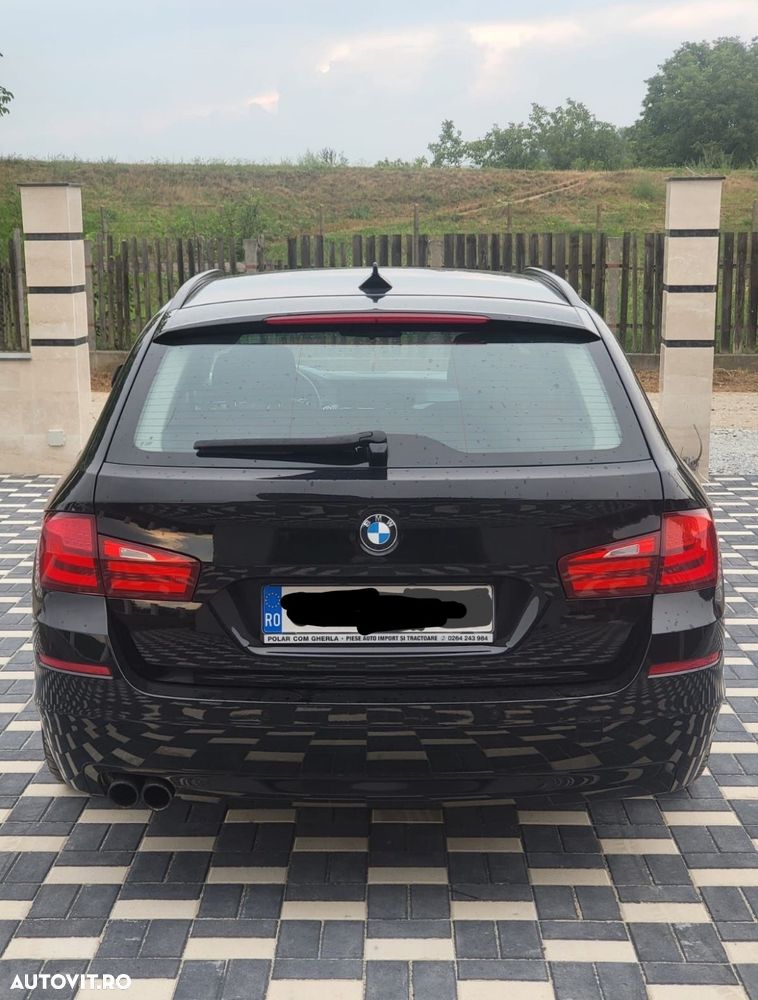 BMW Seria 5 525d xDrive Touring - 4