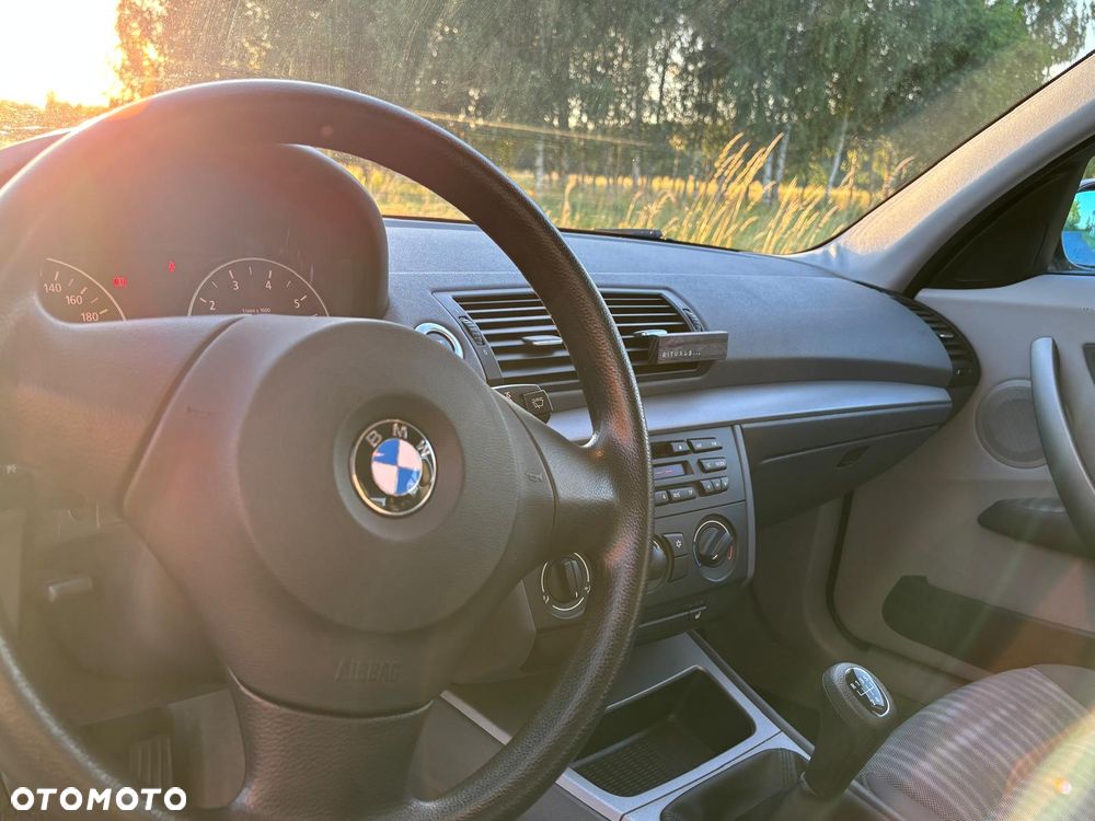 BMW Seria 1 - 11