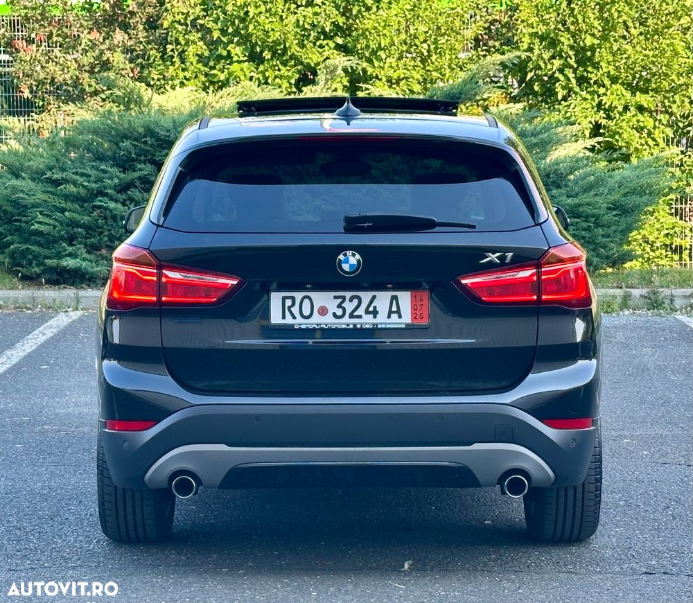 BMW X1 xDrive20d Aut. Sport Line - 4