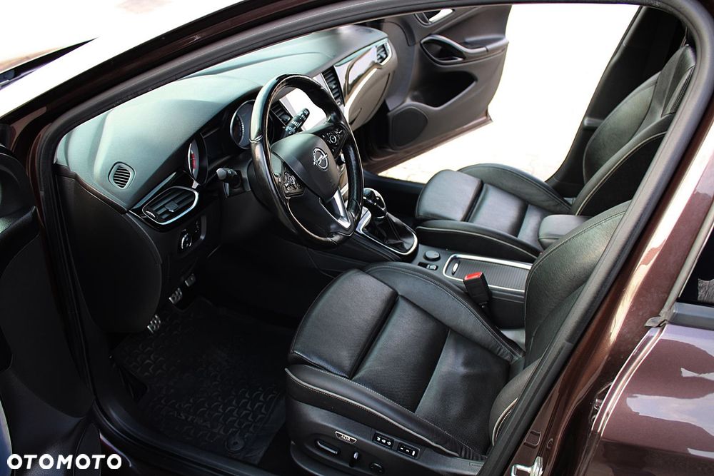 Opel Astra 1.6 T GPF Dynamic S&S - 17