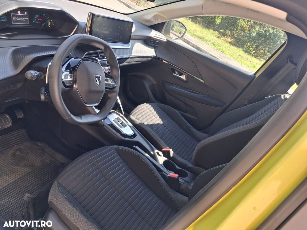 Peugeot 208 1.2L 100 e-DCS6 MHEV Active - 17