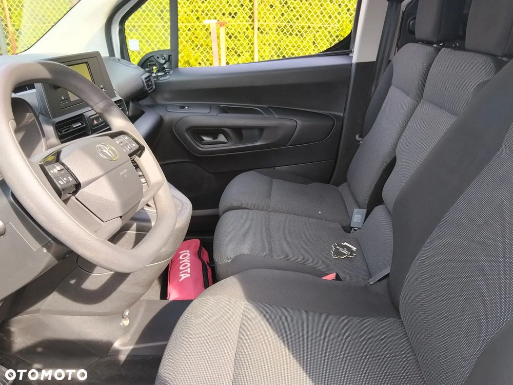 Toyota PROACE CITY - 8