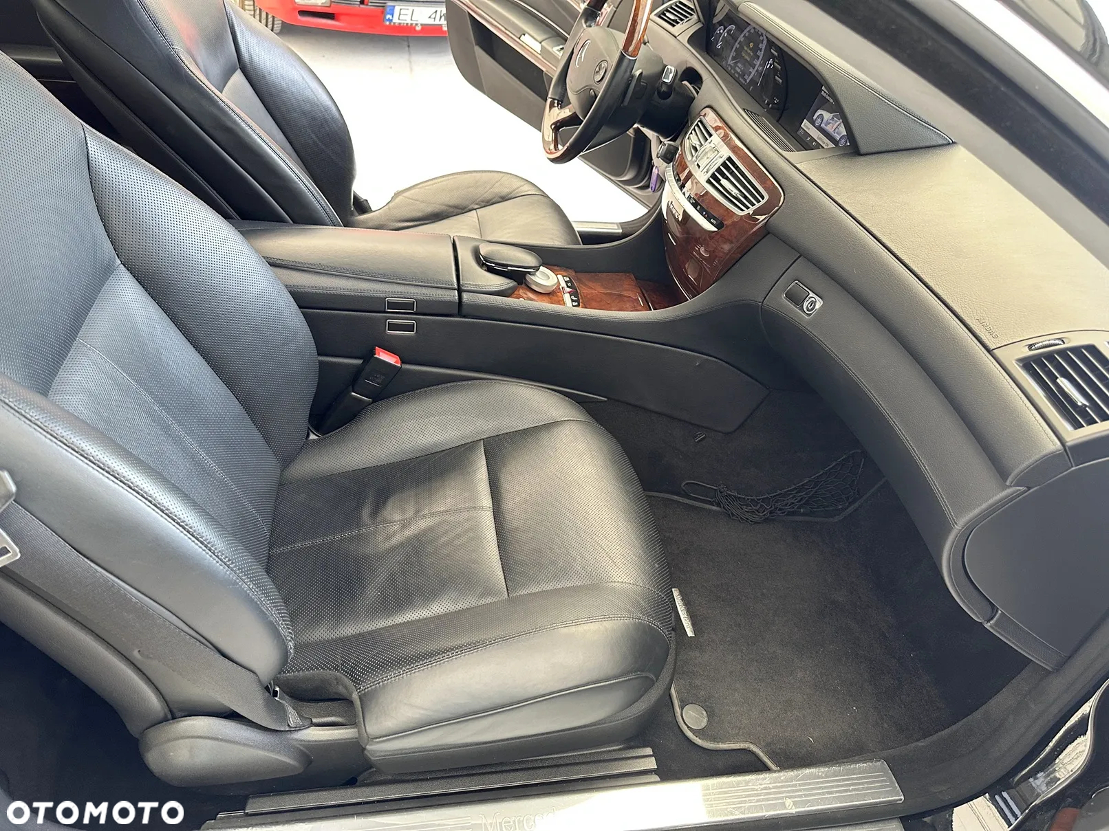 Mercedes-Benz CL 500 4Matic 7G-TRONIC - 8