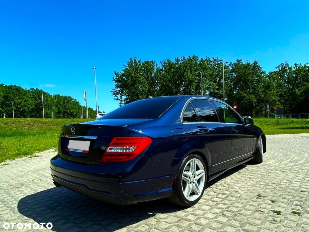 Mercedes-Benz Klasa C 200 CGI Automatik BlueEFFICIENCY Avantgarde - 5