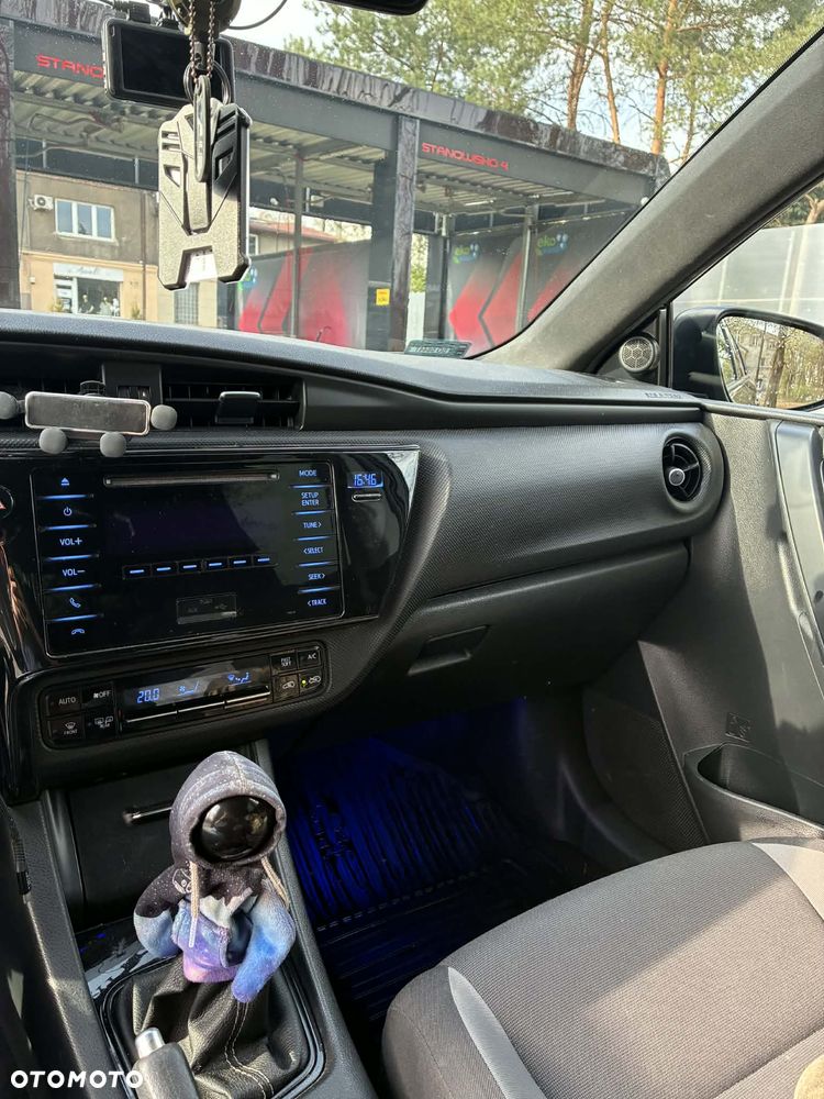 Toyota Auris 1.33 VVT-i Active - 10