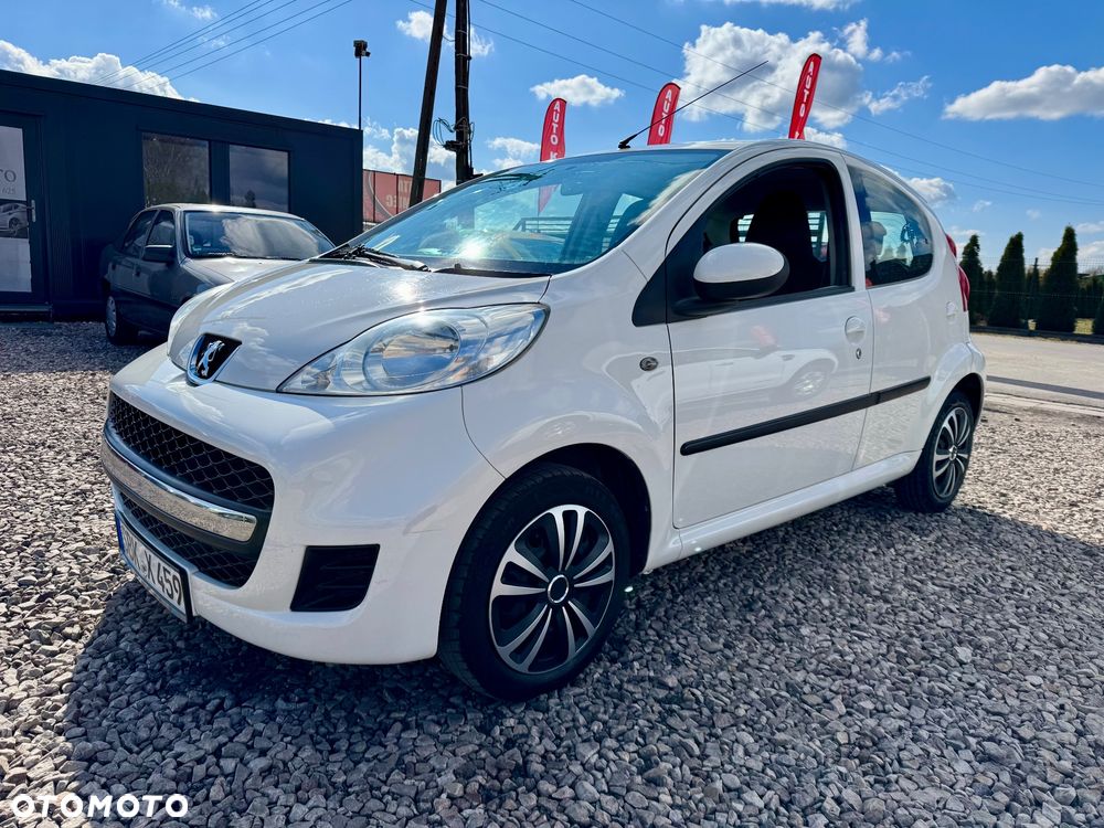 Peugeot 107 - 10