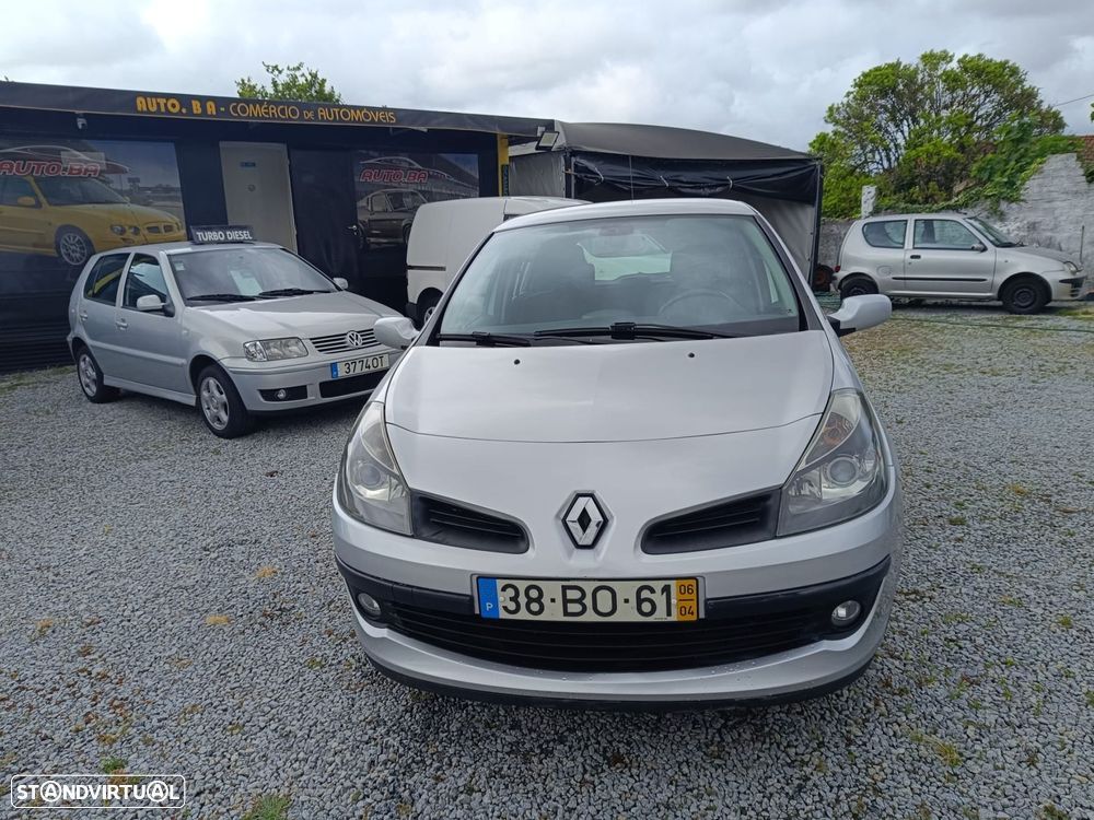 Renault Clio 1.2 16V Dynamique - 3