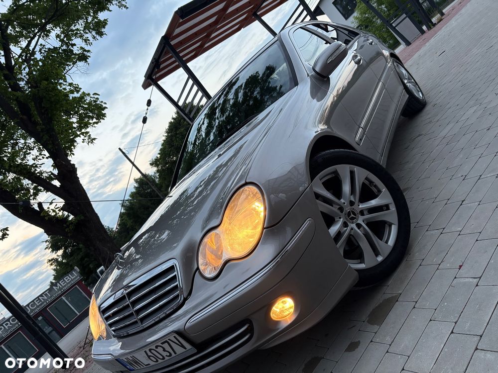 Mercedes-Benz Klasa C 200 CDI Avantgarde - 39