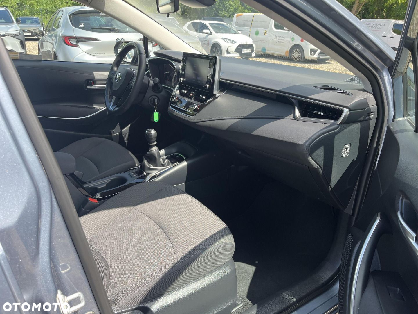 Toyota Corolla - 17