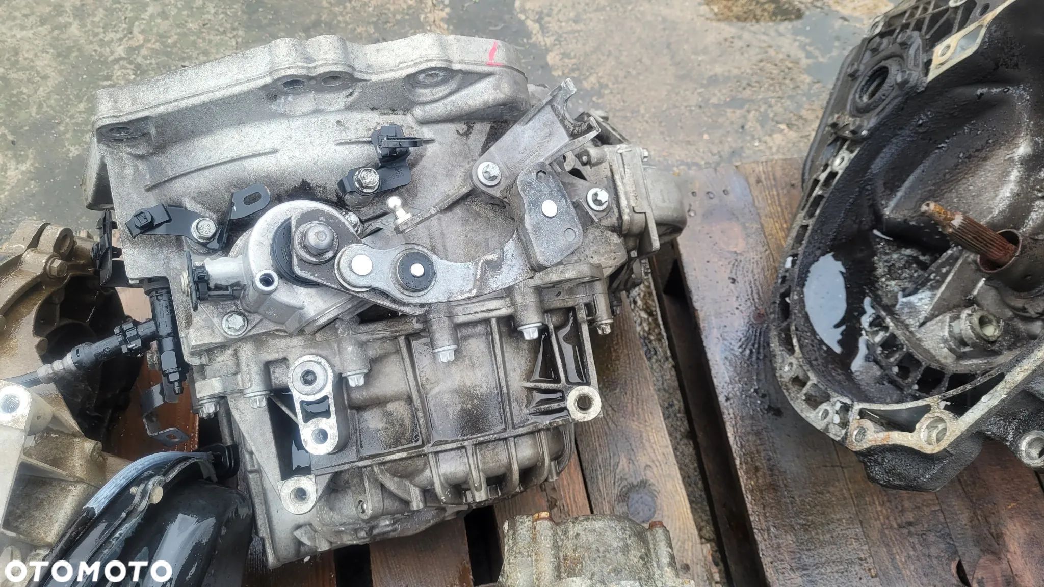 Skrzynia biegów Opel Astra J Corsa E 1,4T 1,4 T M32 M320FAM0 - 1