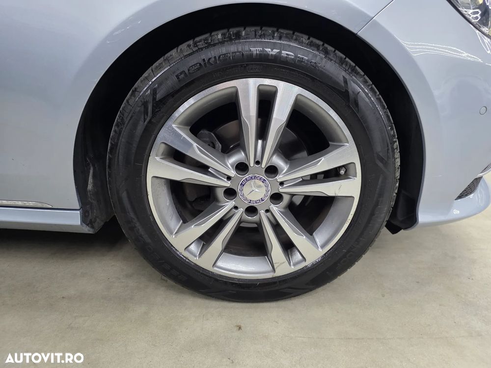 Mercedes-Benz E 220 BlueTEC 9G-TRONIC Avantgarde - 36
