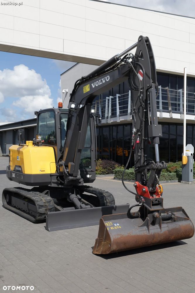 Volvo EC60E - 17