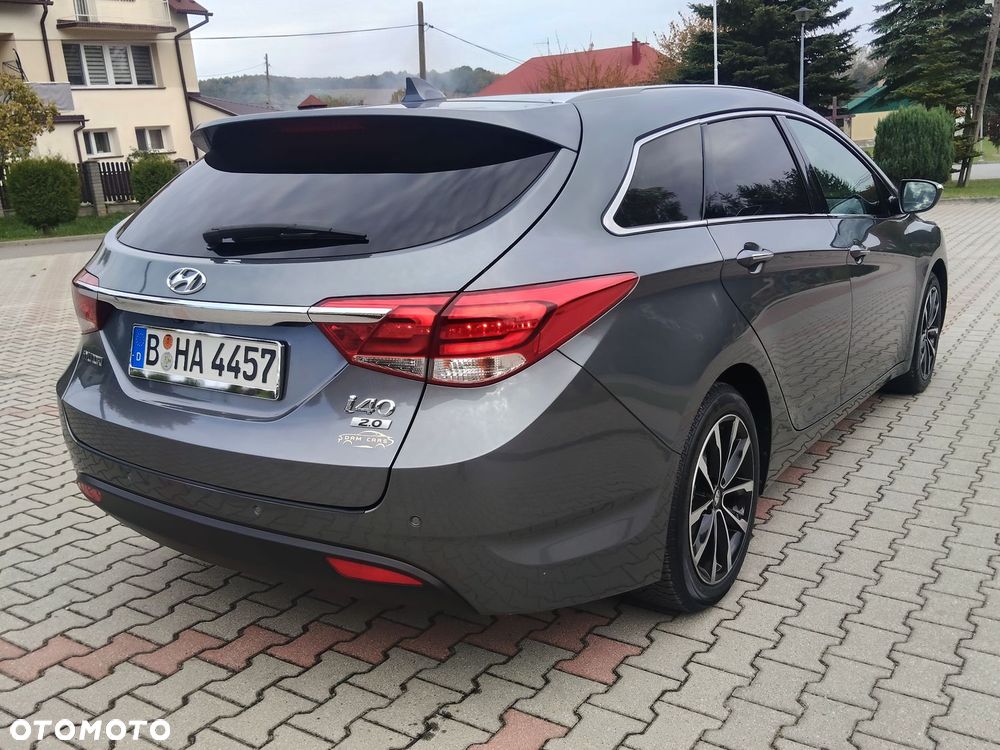 Hyundai i40 Kombi 2.0 Premium - 11