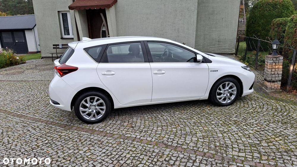 Toyota Auris 1.8 HSD Luna - 18