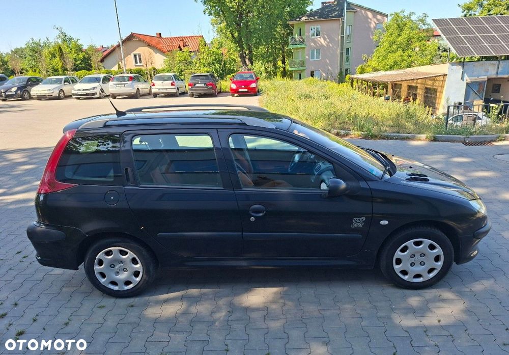 Peugeot 206 - 8