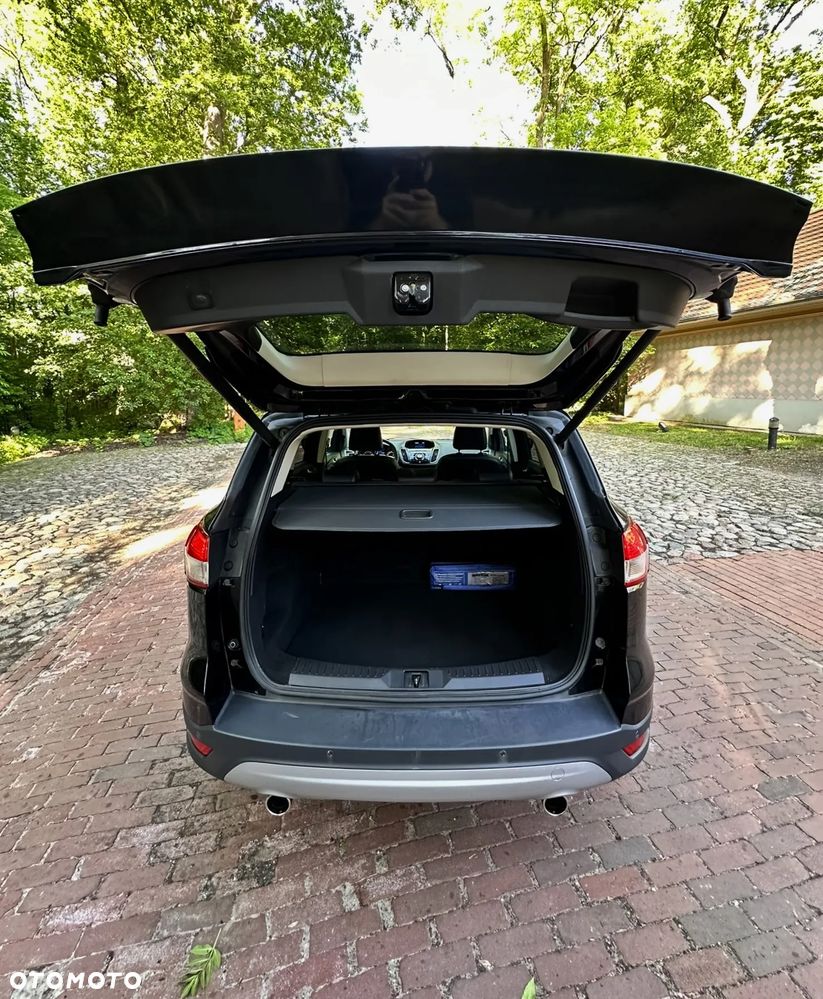 Ford Kuga 1.6 EcoBoost 2x4 Titanium - 36