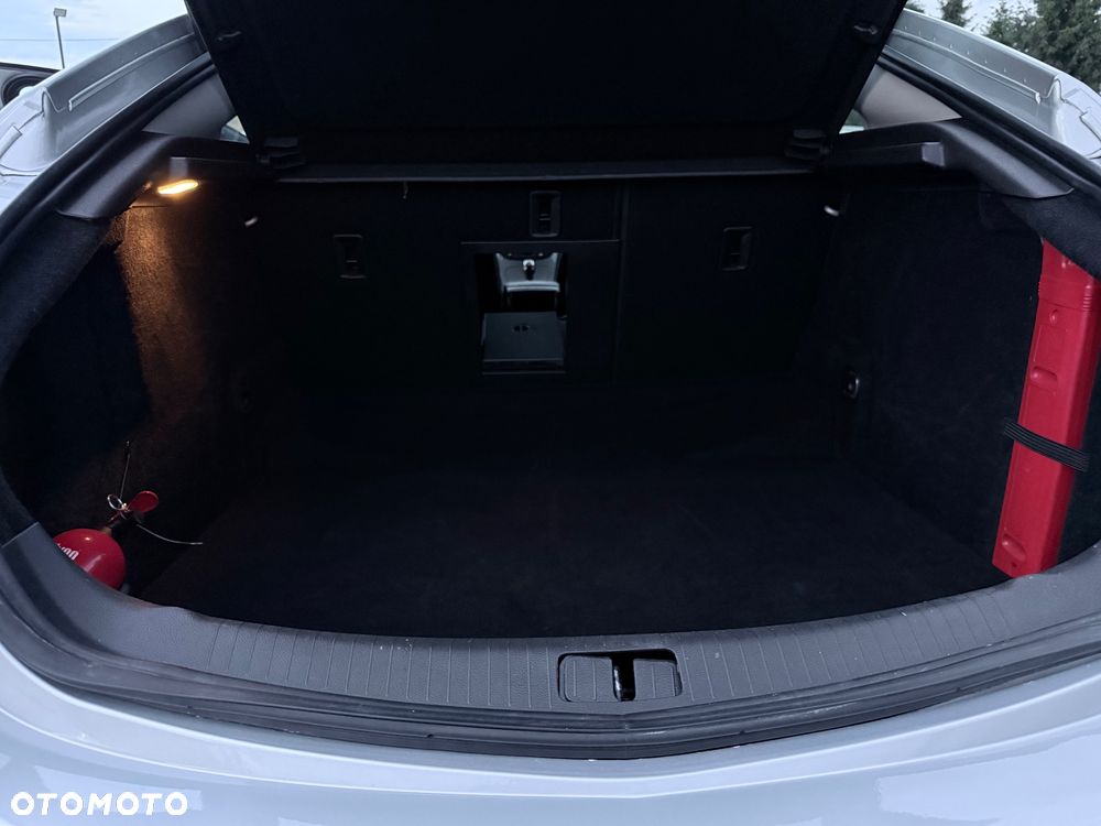 Opel Insignia 2.0 CDTI S&S - 29