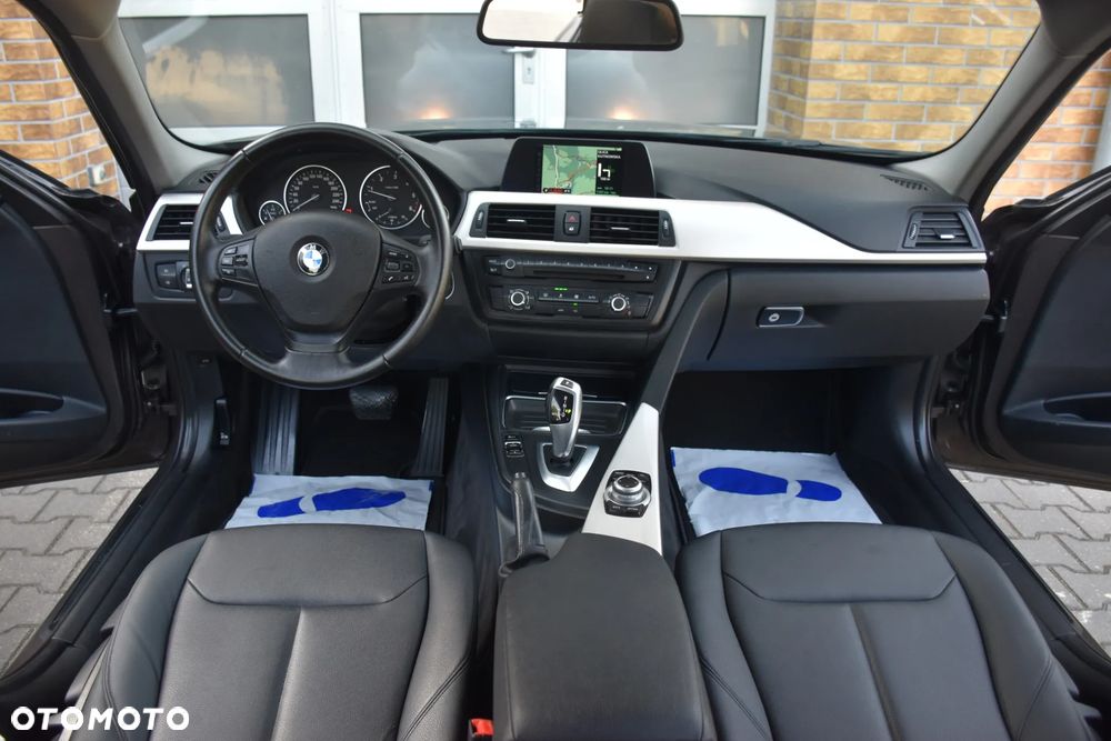 BMW Seria 3 ver-318d-luxury-line - 8