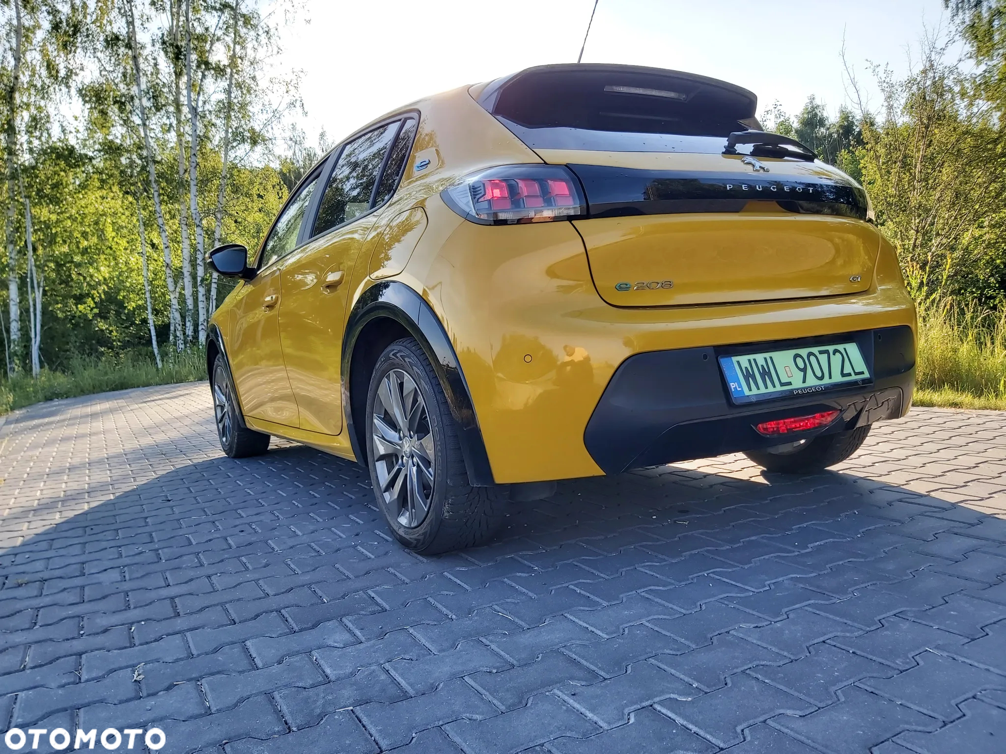 Peugeot 208 e-208 GT - 23