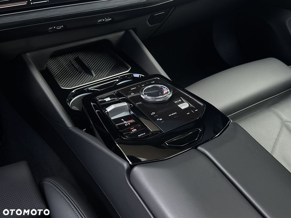 BMW Seria 5 - 16
