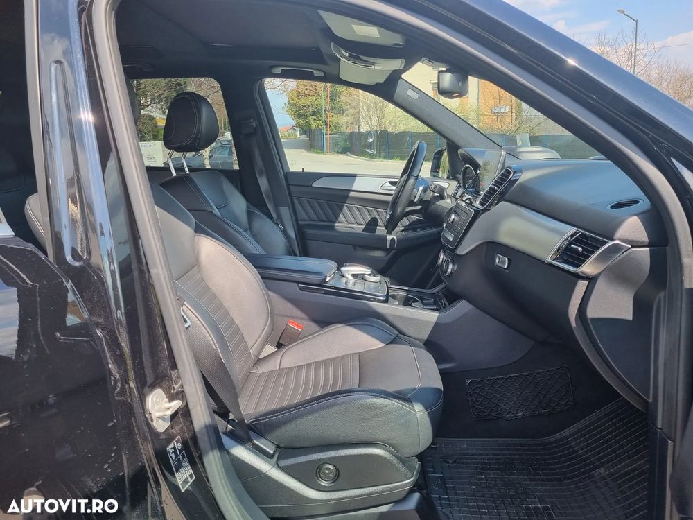 Mercedes-Benz GLE - 11