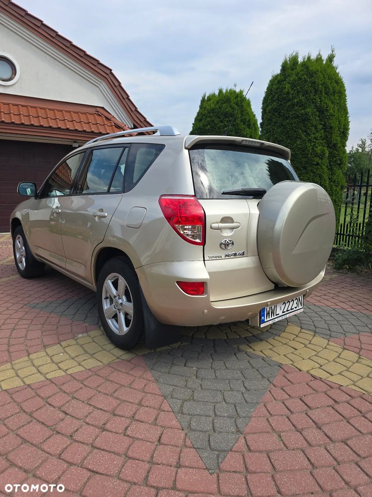 Toyota RAV4 2.0 VVT-i Sol - 6