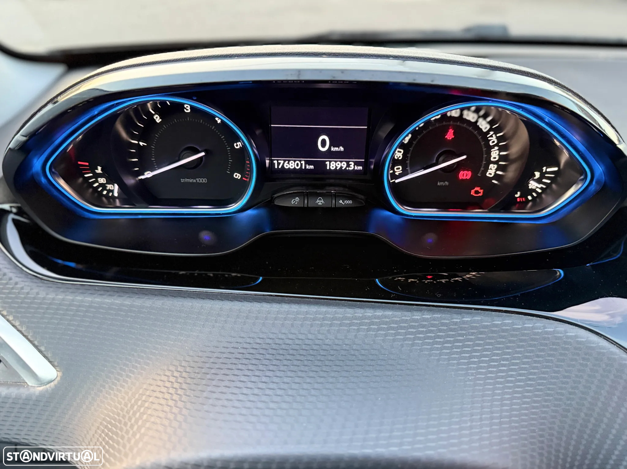 Peugeot 2008 1.6 e-HDi Allure - 6