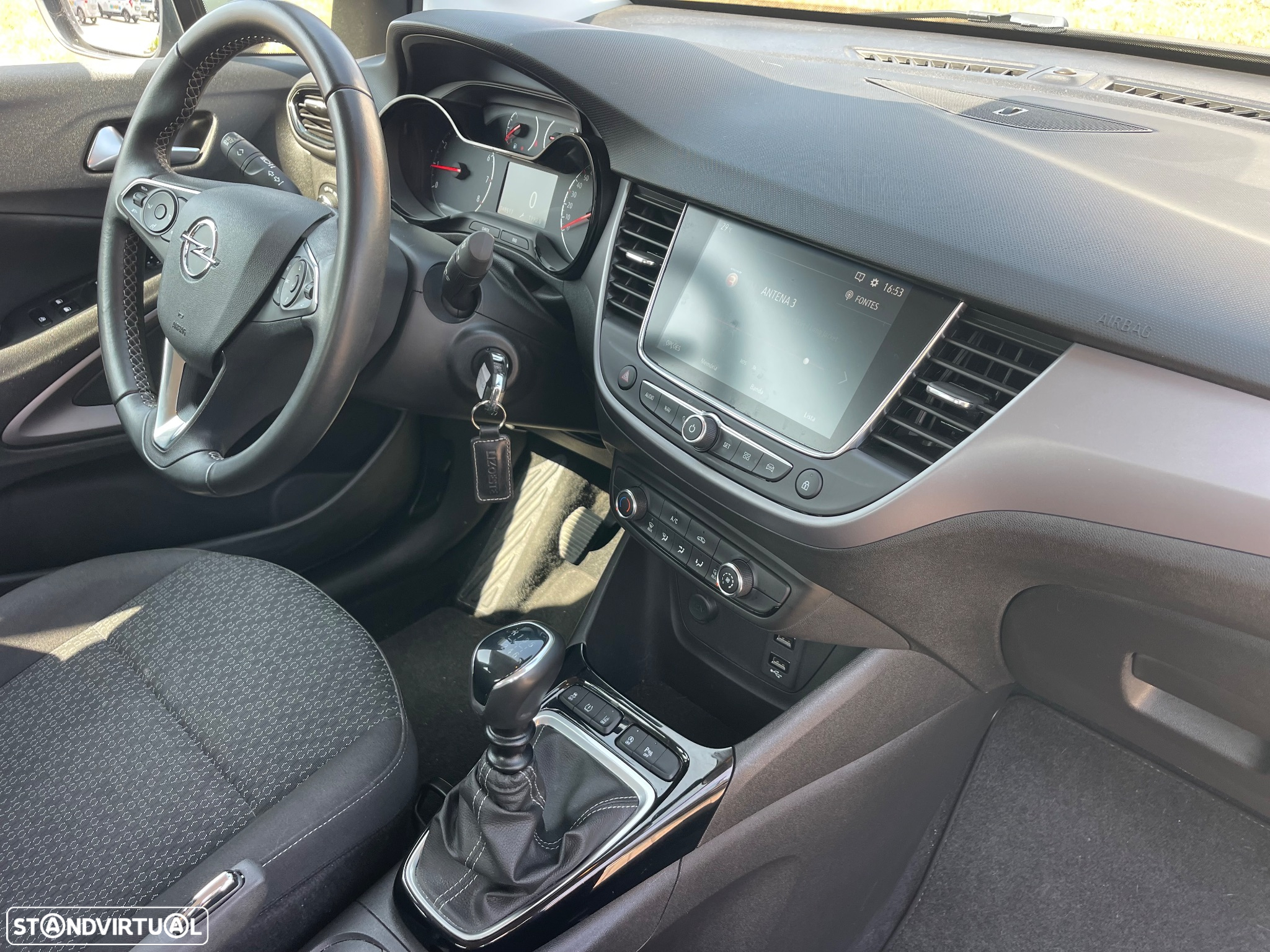 Opel Crossland X 1.2 T Edition J17 - 9