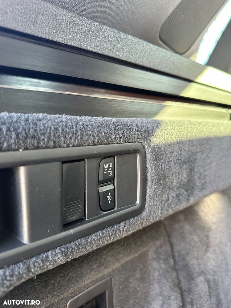 BMW X5 xDrive40i - 34