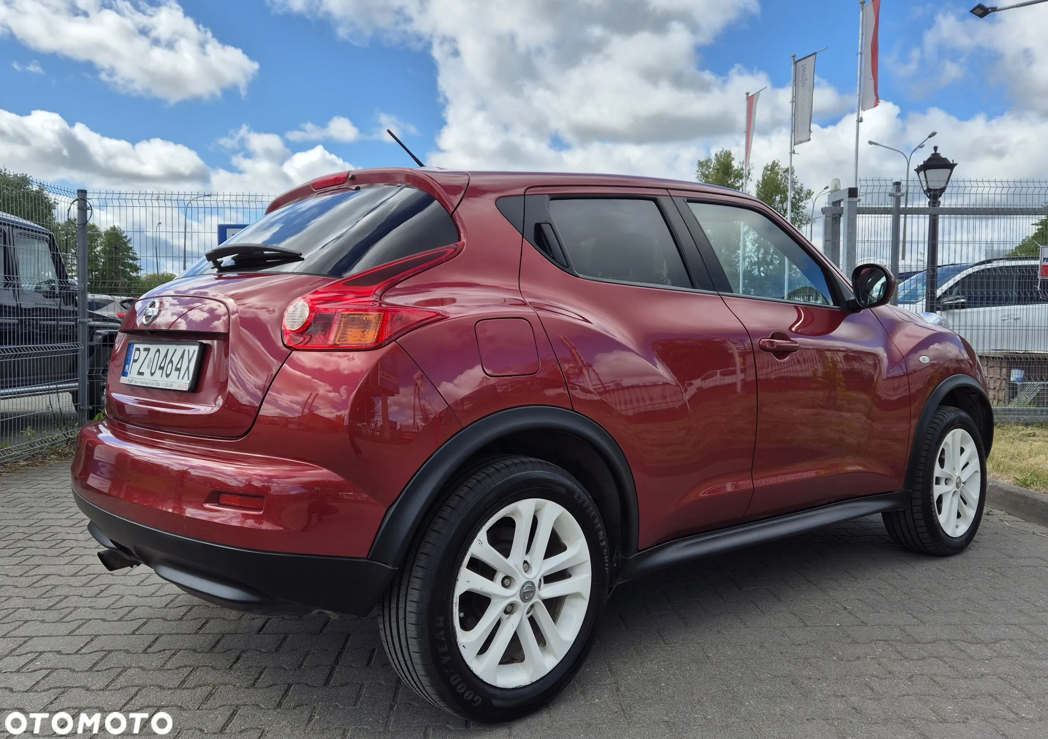 Nissan Juke 1.6 T Tekna 4x4 - 9