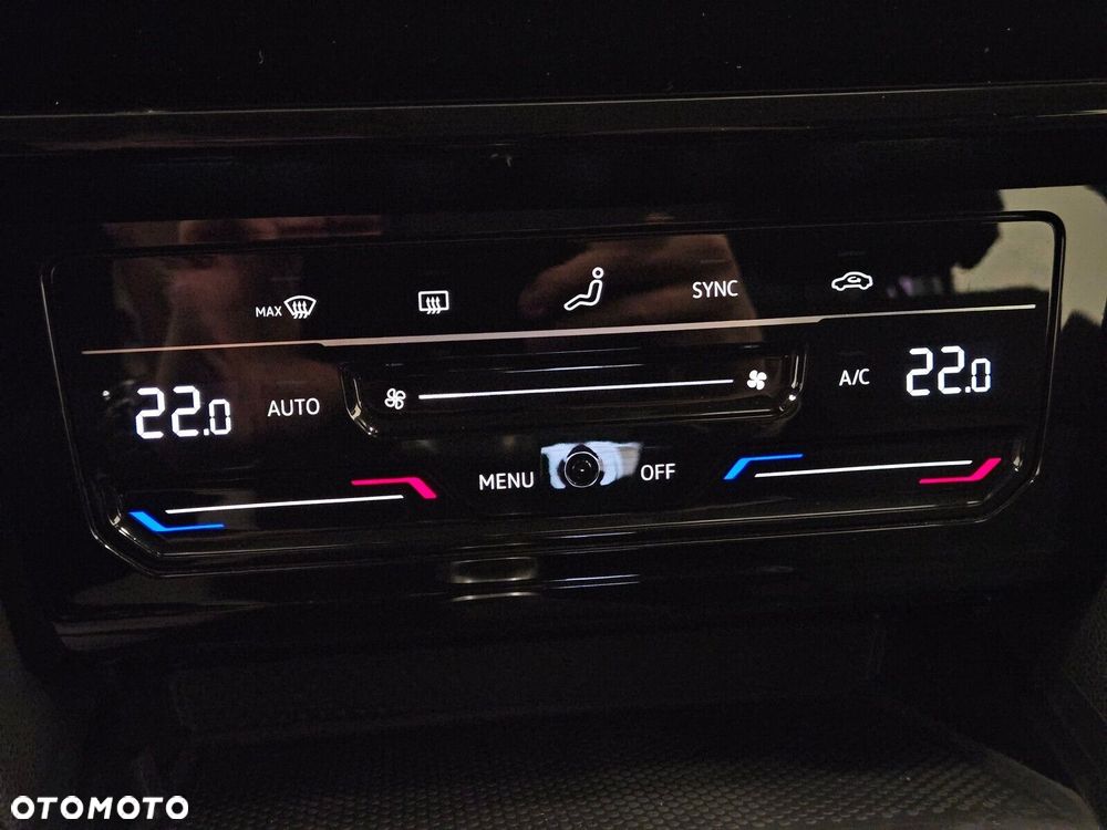 Volkswagen Passat - 24