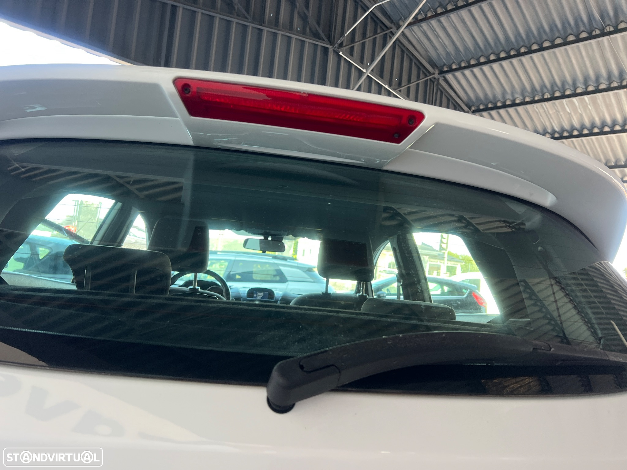 Ford Fiesta 1.0 EcoBoost ST-Line - 23