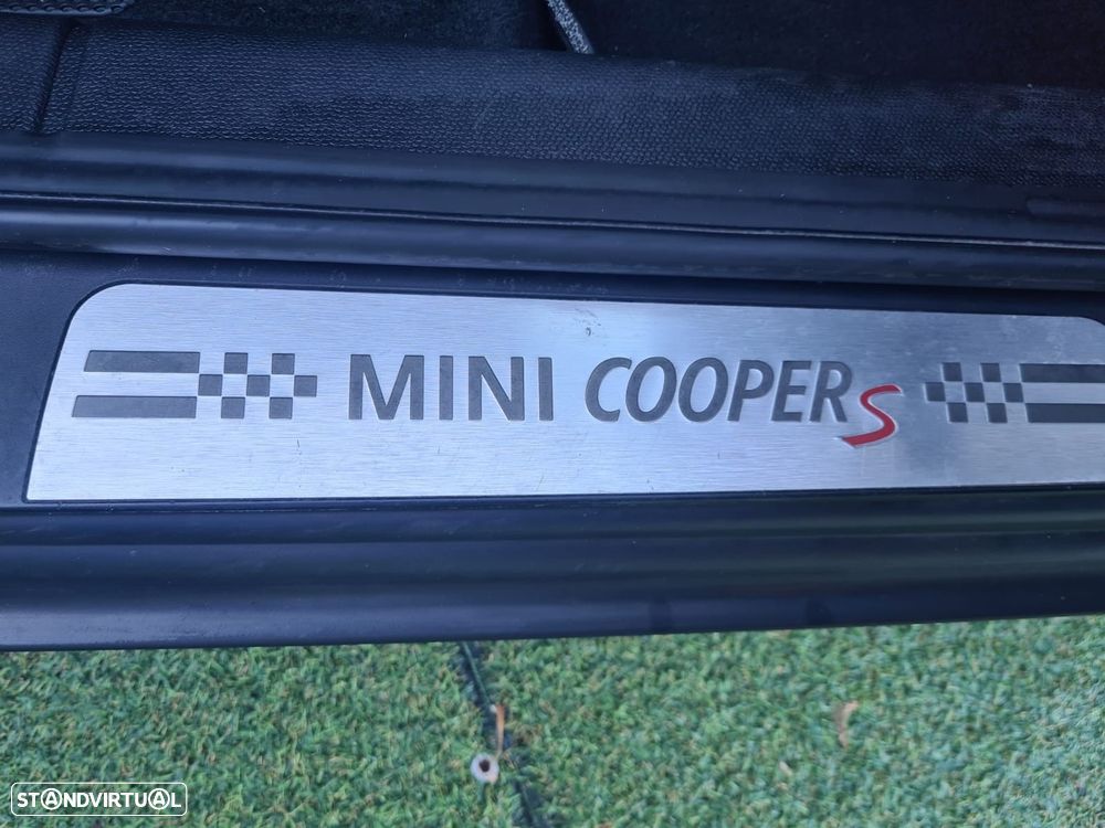MINI Countryman Cooper SD ALL4 Auto - 17