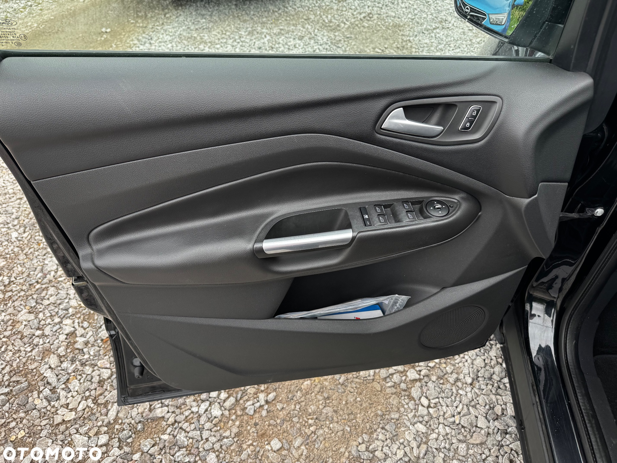 Ford Kuga 1.6 EcoBoost 2x4 Trend - 29