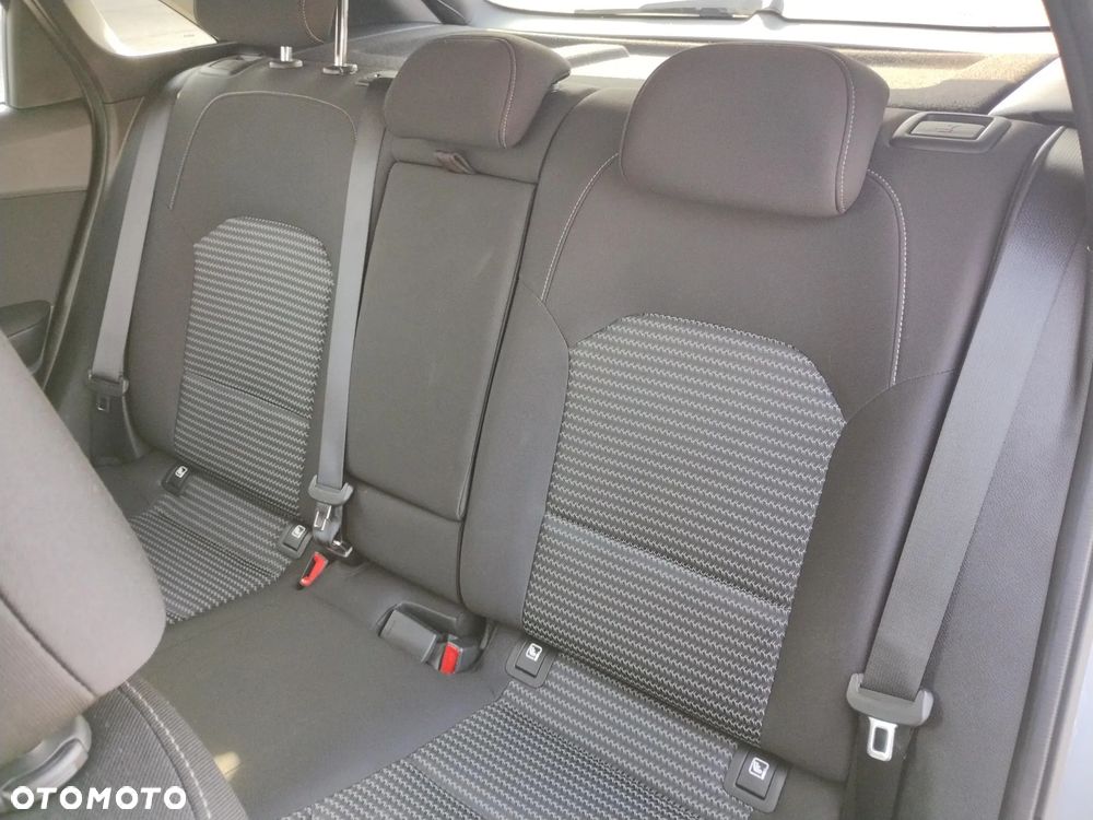 Kia Ceed 1.5 T-GDI M DCT - 17