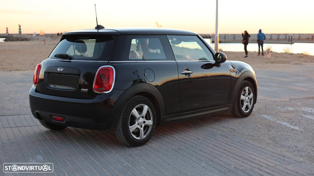 MINI 3 Portas One - 7