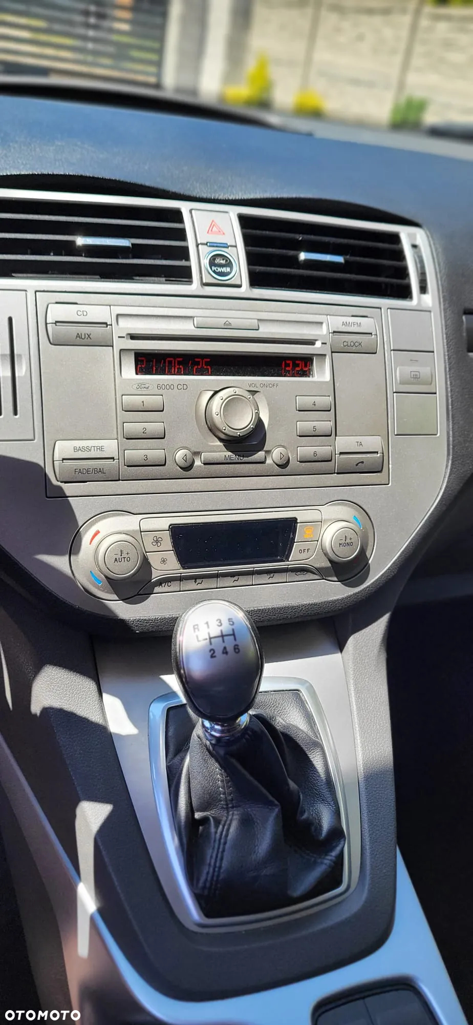 Ford Kuga 2.0 TDCi 2x4 SYNC - 21