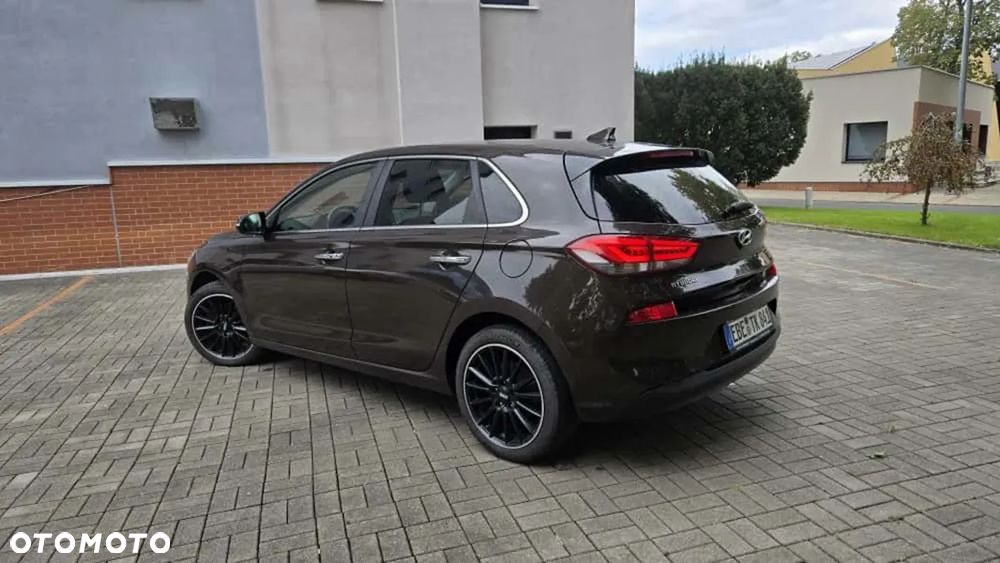 Hyundai i30 1.4 T-GDI Intro Edition - 10