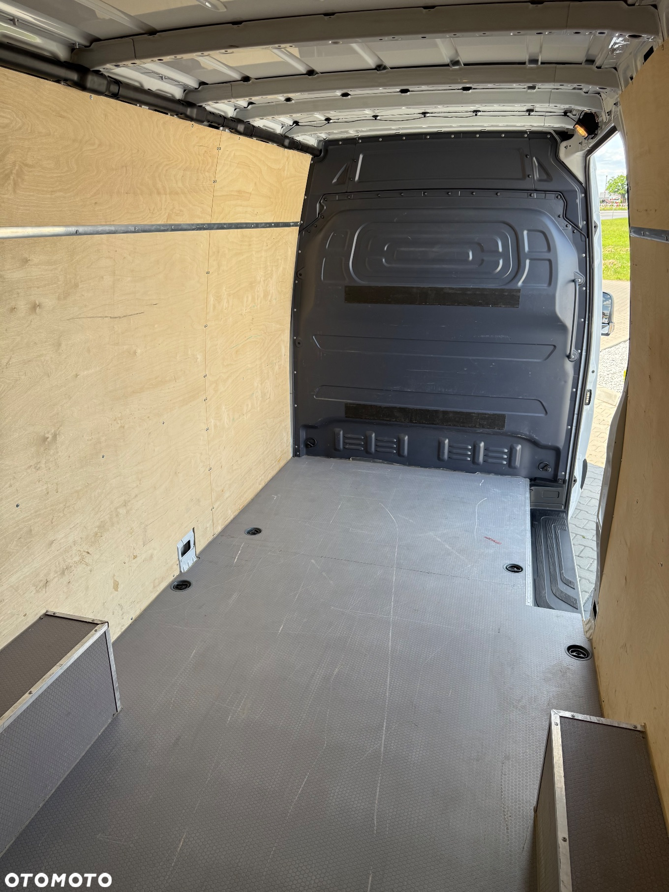 Mercedes-Benz Sprinter 317 Maxi - 6