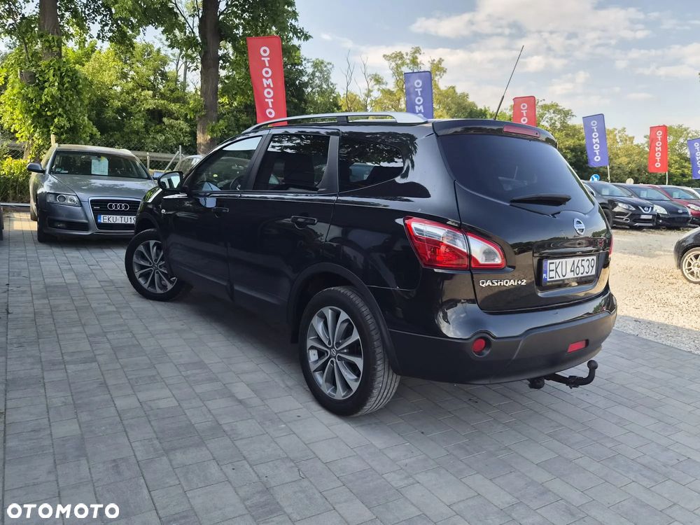 Nissan Qashqai+2 - 12